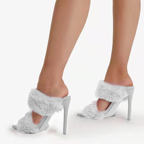 Viviane Milano - Fur sabot with heel 
